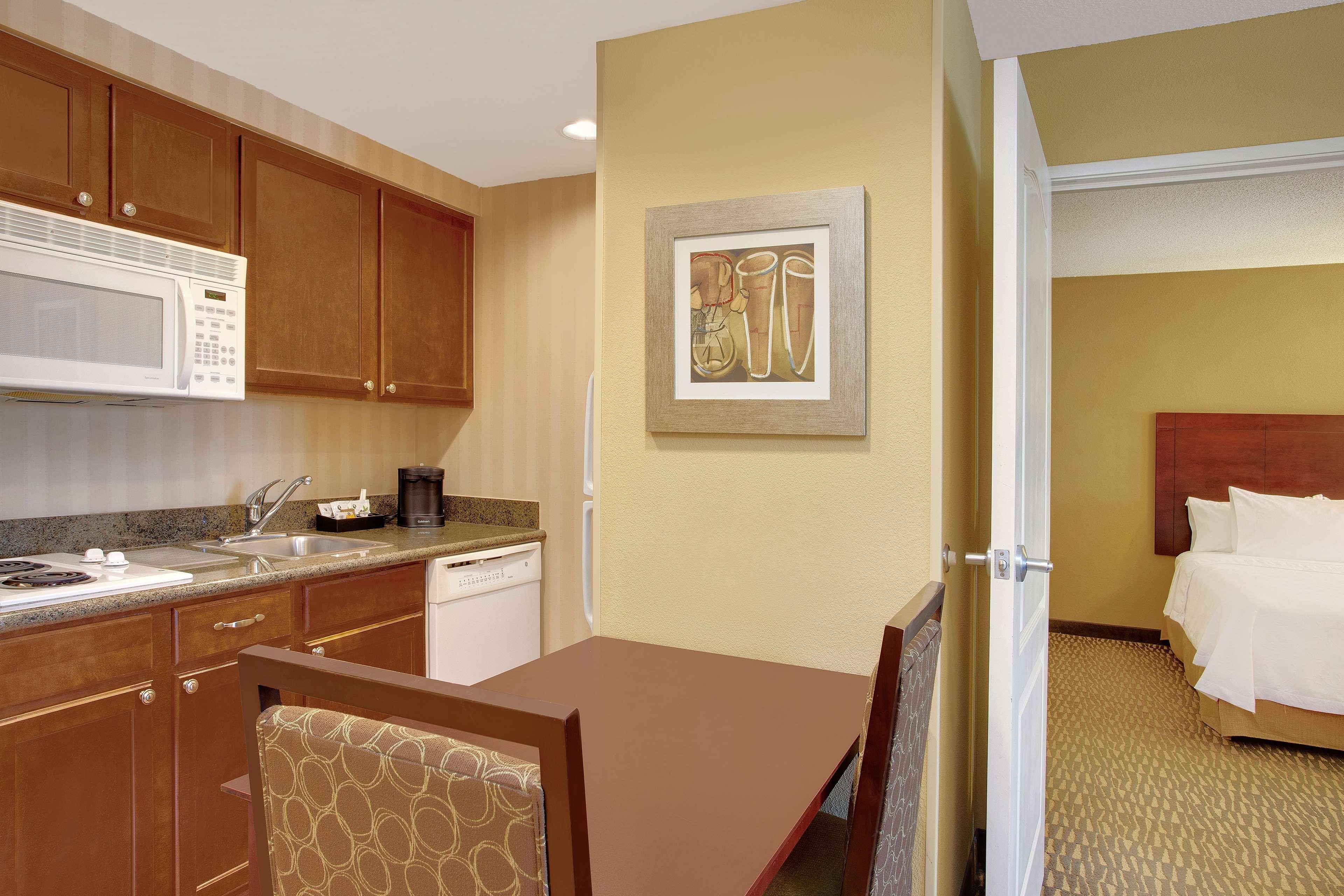 Homewood Suites By Hilton Tampa-Brandon Exterior foto